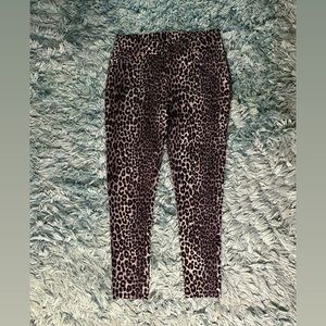 *SOLD* Micheal Kors Grey Cheetah Stretchy Skinny Jeans
